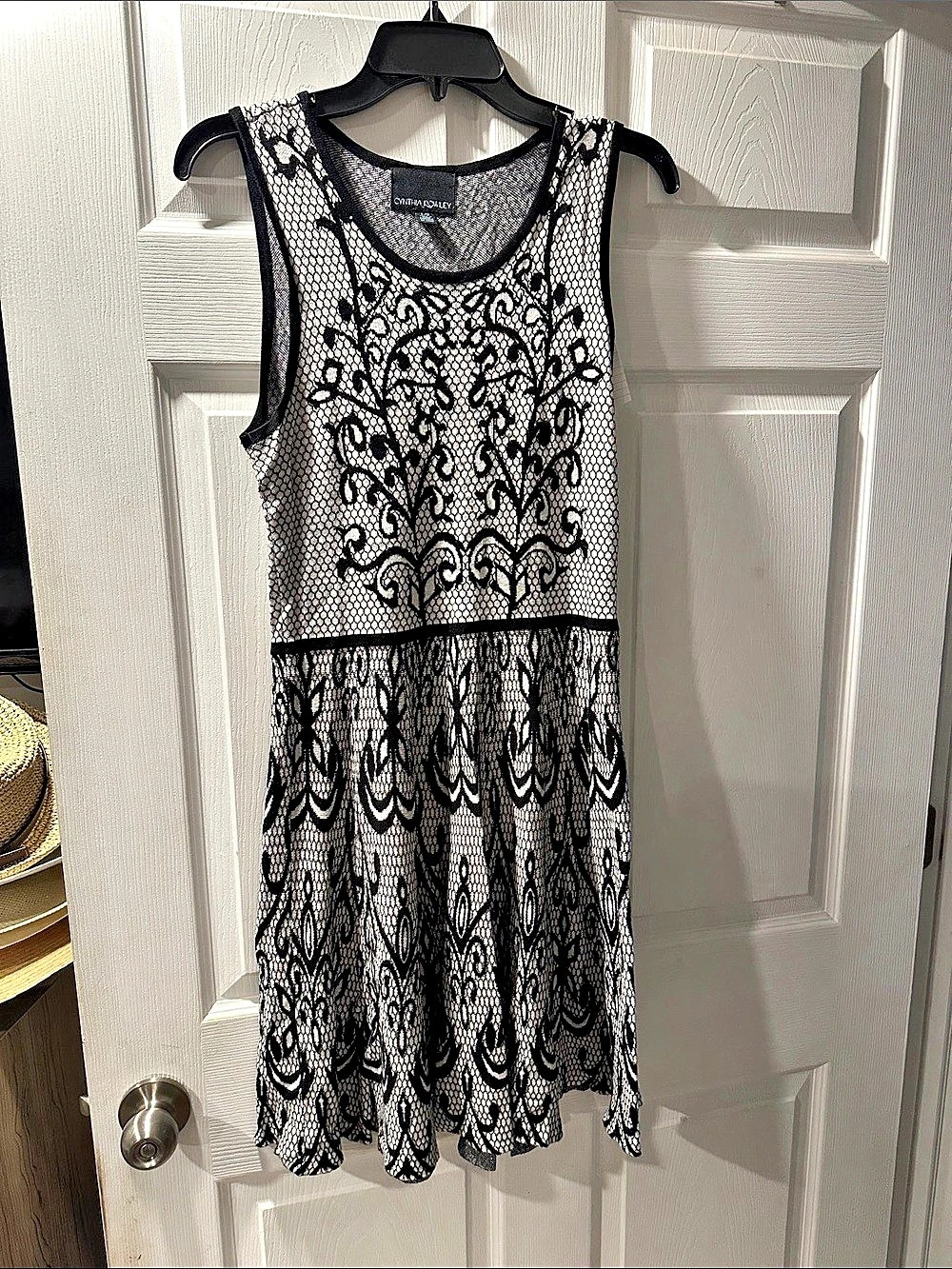 Cynthia Rowley Black & White Sleeveless Mini Dress Size Medium